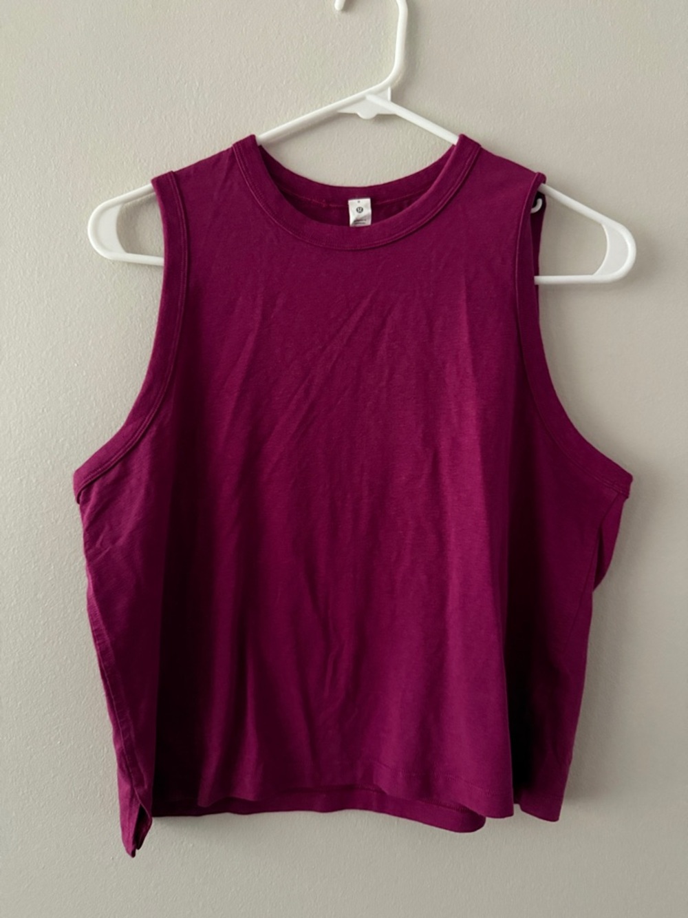 lululemon Sleeveless Crewneck Tank - Deep Berry - size 8 (never worn)